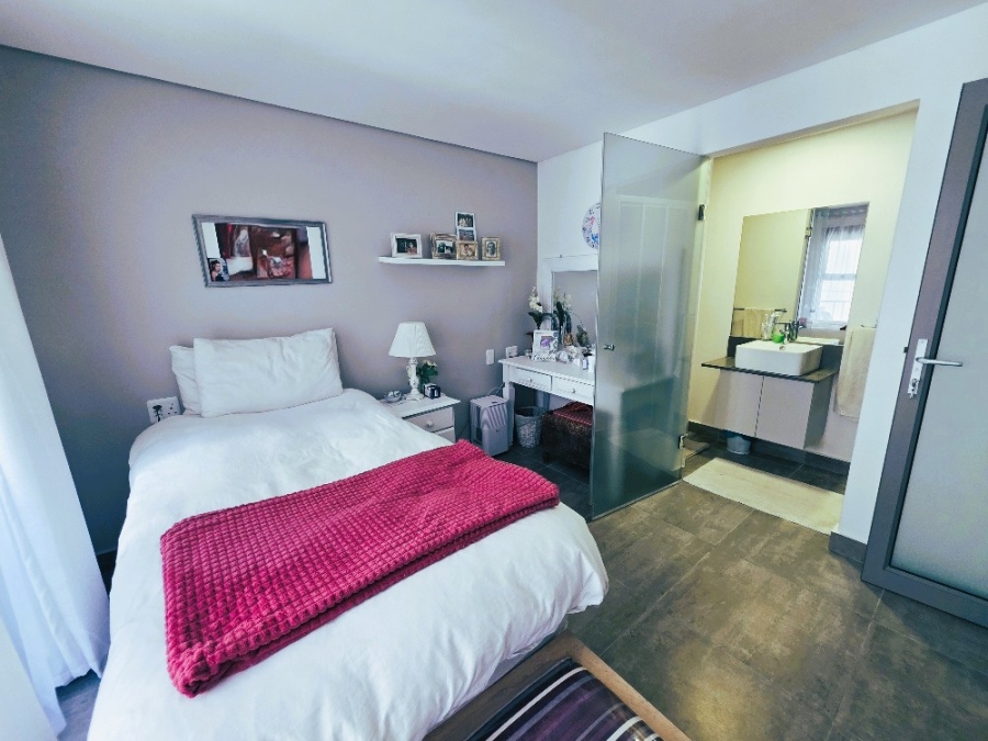 3 Bedroom Property for Sale in Island View Western Cape